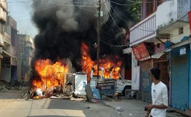 Angry over inaction against police officials who had attacked Durga Puja Immersion procession, locals attack SP Lipi Singh’s office, burn police vehicles
