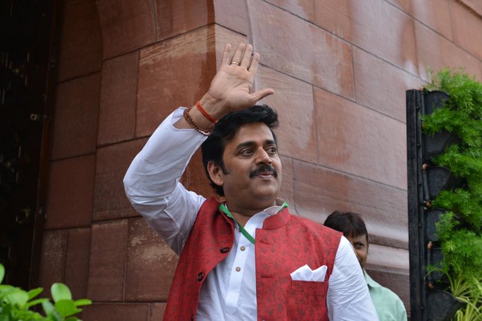 Ravi Kishan provided with Y category security