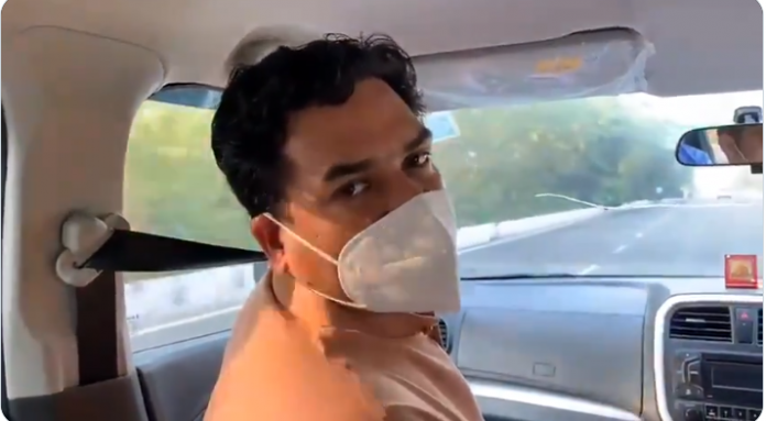 Temple priest murder: Kapil Mishra to hand over ₹25 lac to family