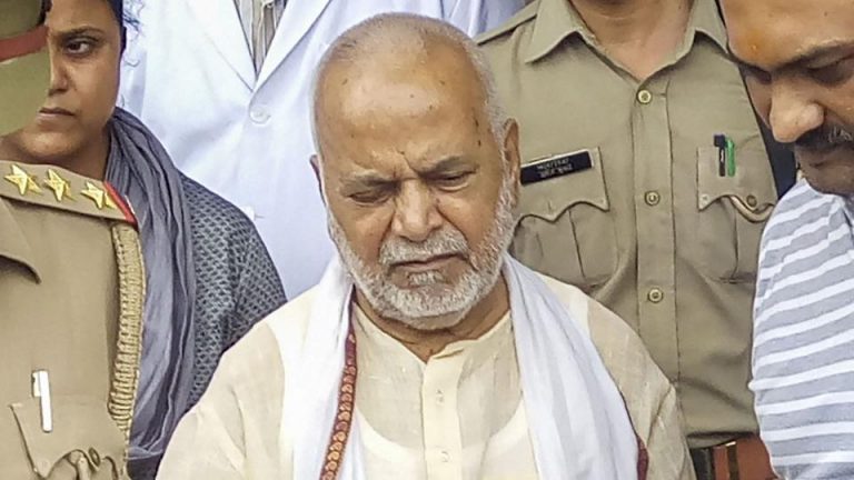 Law student who had accused former Union minister Chinmayanand of rape turns hostile, set to be tried for perjury