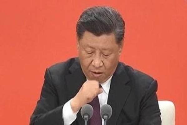 Chinese President coughs violently during a speech