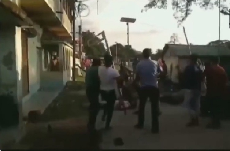 West Bengal: TMC workers attack BJP workers with lathis in Bardhaman for taking out a rally in support of farm bills