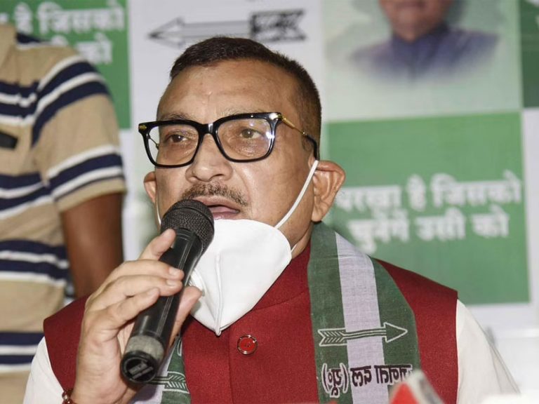 Former DGP Bihar Gupteshwar Pandey not to contest the election this year