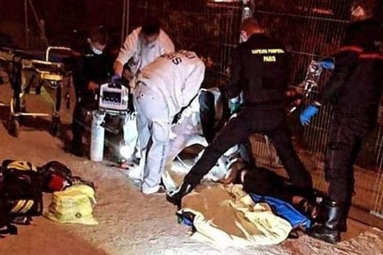 Paris: Two Muslim women stabbed under Eiffel Tower by white women shouting “dirty Arabs”
