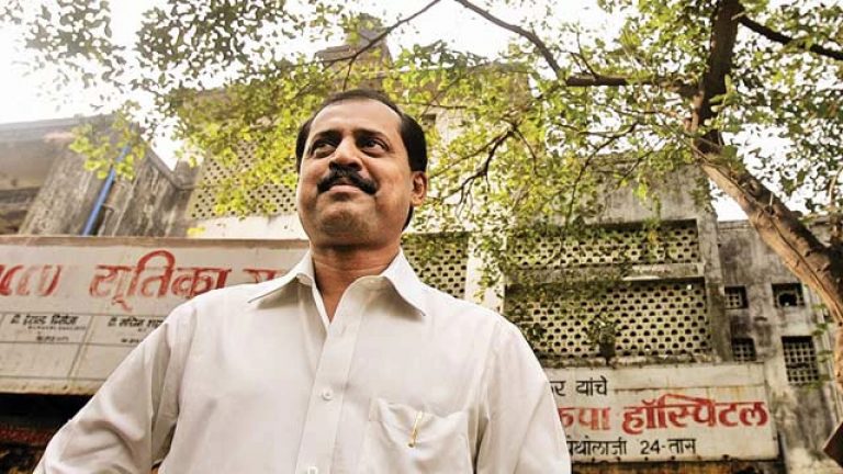 Meet Sachin Vaze, the ‘encounter specialist’ cop leading the investigation against Arnab Goswami who was once suspended for custodial murder