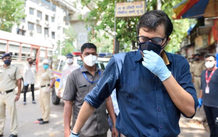 Supports pours in for Arnab Goswami as Mumbai Police intensifies its witch-hunt against Republic TV