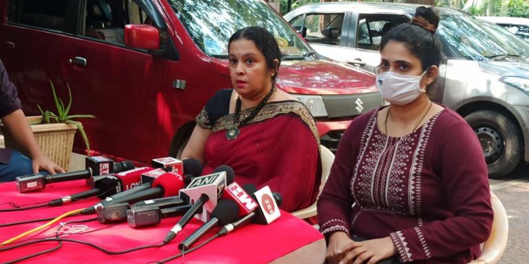 After Mumbai police unilaterally re-opens 2018 case against Arnab Goswami, daughter of man who committed suicide approaches HC to re-investigate case
