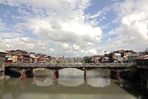 habba Kadal old bridge