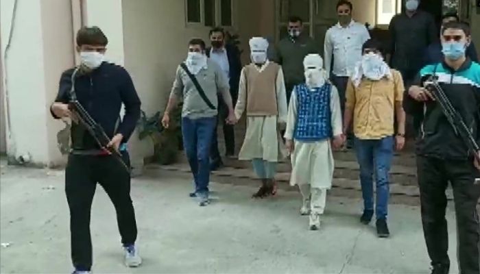 Delhi: Police nab 2 suspected terrorists named Abdul Latif and Ashraf Khatana, arms and ammunition recovered