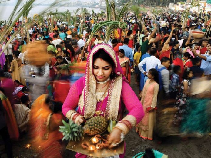 Delhi: Chhath Puja in public places banned