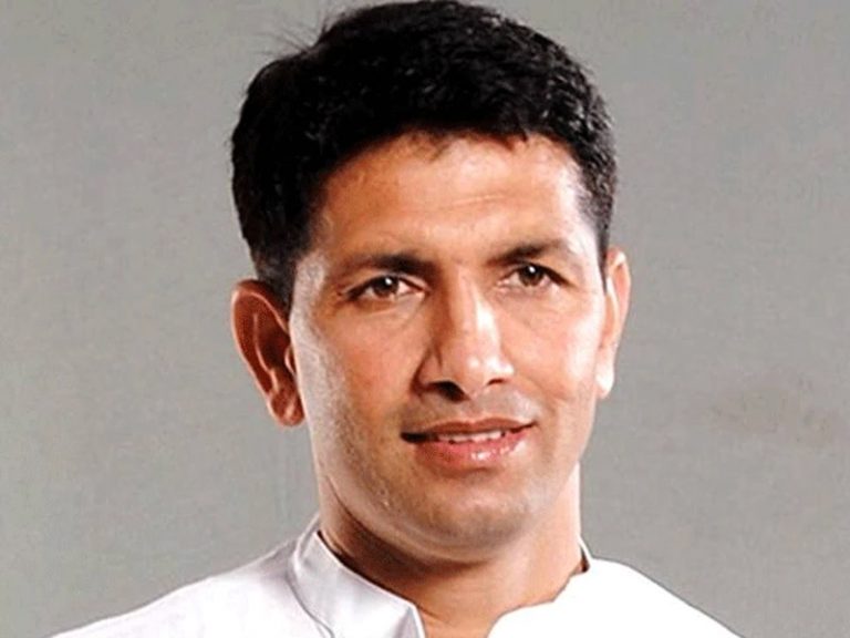 Congress leader Jitu Patwari imagines Joe Biden’s swearing-in ceremony and invites Manmohan Singh as chief guest, gets mocked on Twitter