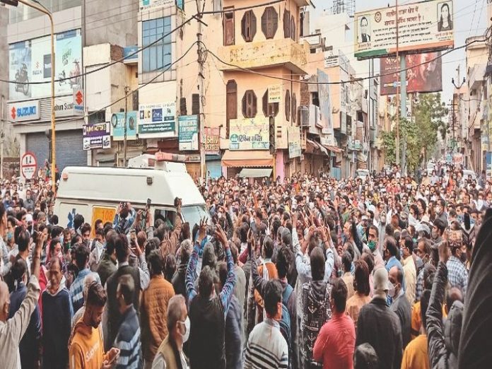People protest the suicide of BJP Councillor Harish Sharma
