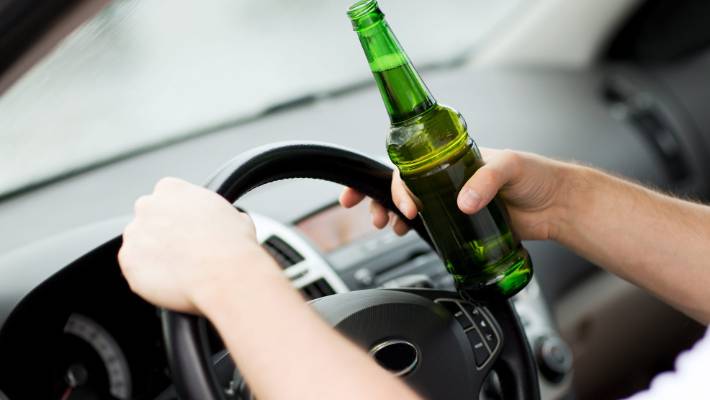 Tamil Nadu: Doctor caught for drunk driving steals police patrol vehicle to go home