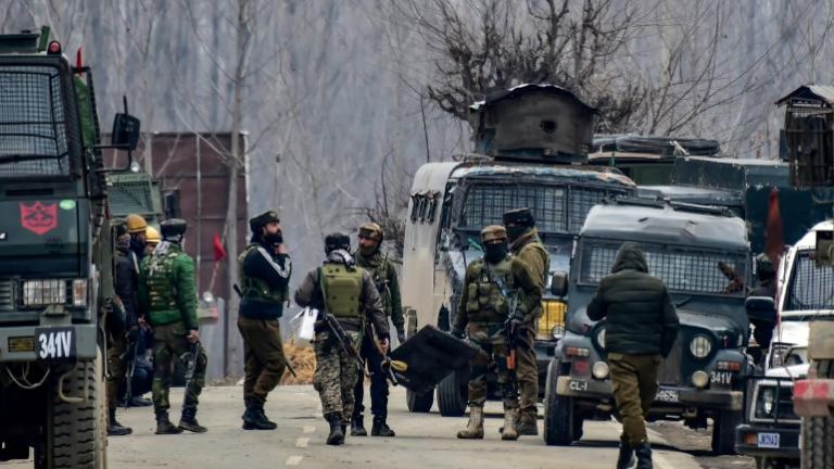 Jammu and Kashmir: Security forces eliminate three Islamist terrorists of Al-Badr in Tiken, Pulwama