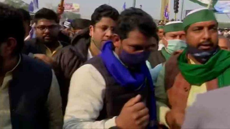 After creating trouble during Delhi Riots and Hathras, Bhim Army chief reaches the farmer protests site, now hijacked by Khalistanis