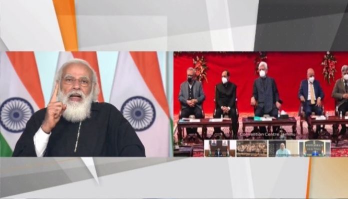 PM Modi slams Rahul Gandhi, tells him to not teach him 'democracy'