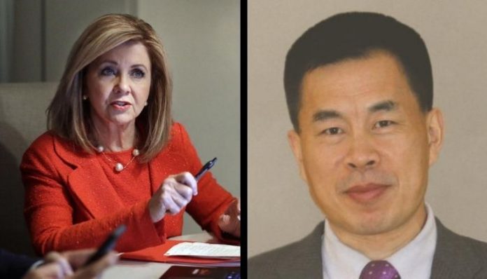 China Daily reporter loses his mind, calls US senator “birth”... twice