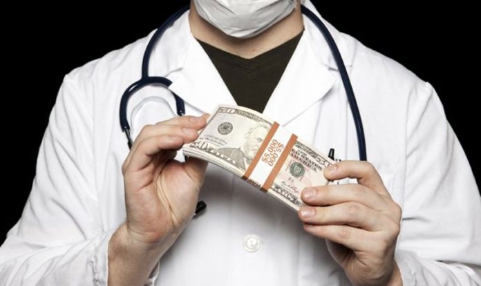 Doctor Duped woman of 1.47 crore rupees
