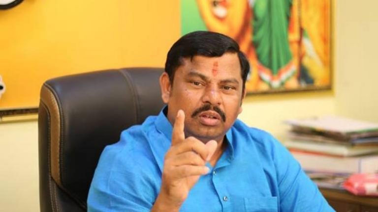 Andhra Pradesh: BJP’s Raja Singh accuses YSRCP MLA of aiding one Razaq in controlling Srisailam Temple, says cows from goshala slaughtered