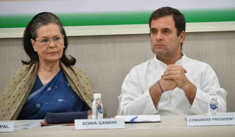 Sonia Gandhi chairs meeting: Speculations of yet another Rahul Gandhi relaunch amidst applause by Congress leaders