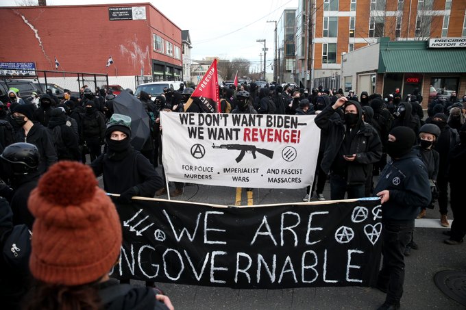 Antifa marches in Oregon