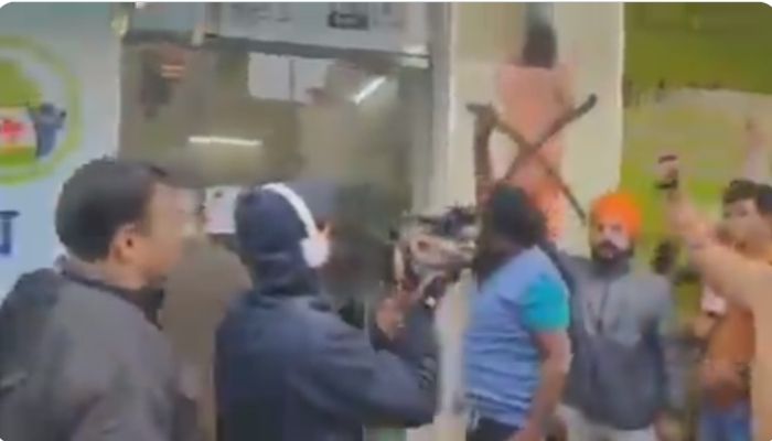 So-called ‘farmers’ vandalise Patanjali store ‘peacefully’, try to shut Jan Aushadhi Kendra that provides medicines to poor