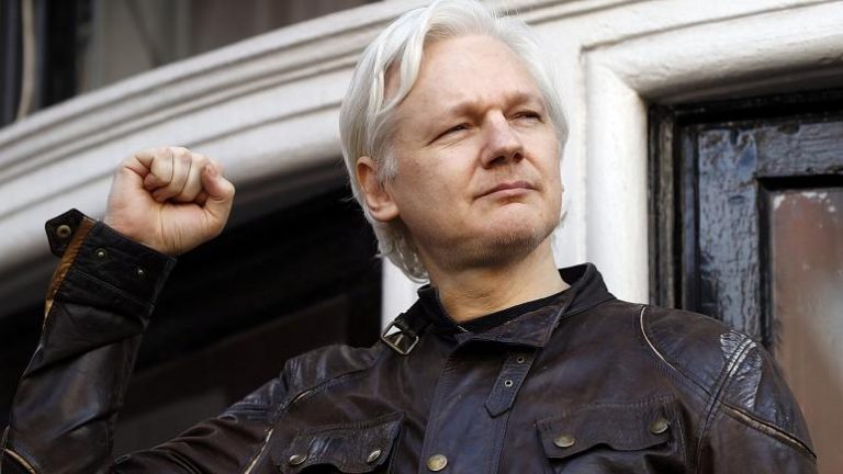 UK High Court says Julian Assange can be extradited to USA, overturns lower court order