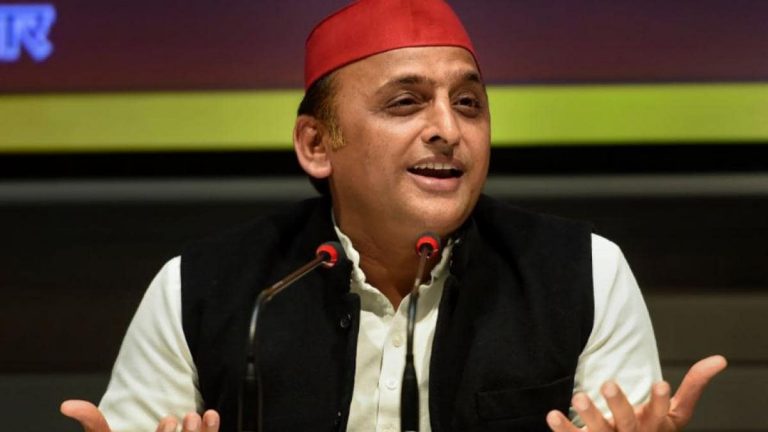 SP chief Akhilesh Yadav tries to cash in on India’s great cricket victory, leaves netizens in splits with his bizarre poll promise: Details