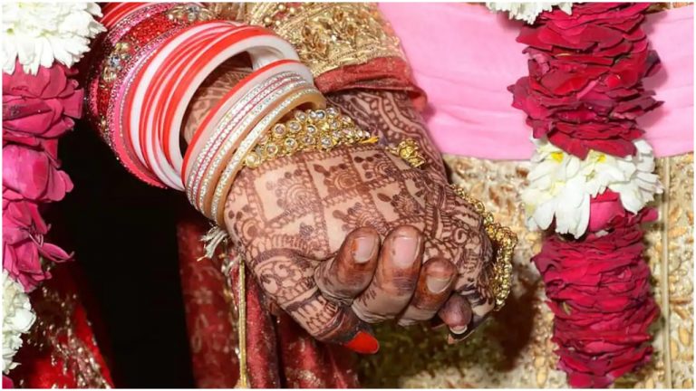 Muslim woman denies abduction by Hindu youth whom she married, says will return to him only if he converts to Islam