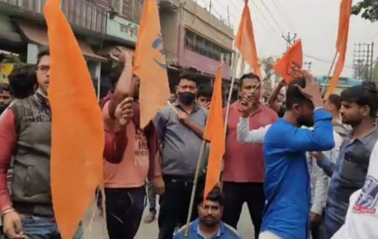 West Bengal: Saraswati idol vandalised in Howrah, devotees chant ‘Jai Shri Ram’ as they take to the streets to protest