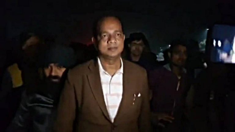 West Bengal: CID detains Bangladeshi national for the bomb attack on Minister Jakir Hossain