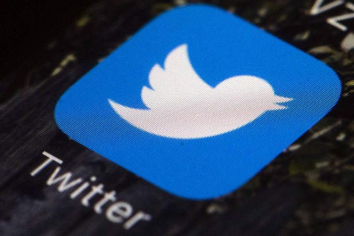 Govt sends notice to Twitter for unblocking accounts