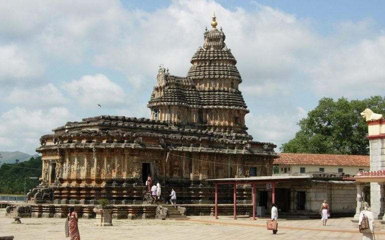 Karnataka: Authorities issue diktat to private temples to register with govt within a month, warns of action for failure to do so