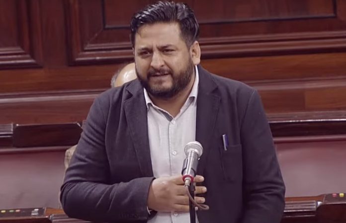 PDP MP Mir Mohammad Fayaz showers praises on Centre for its contribution to Jammu and Kashmir in his farewell speech