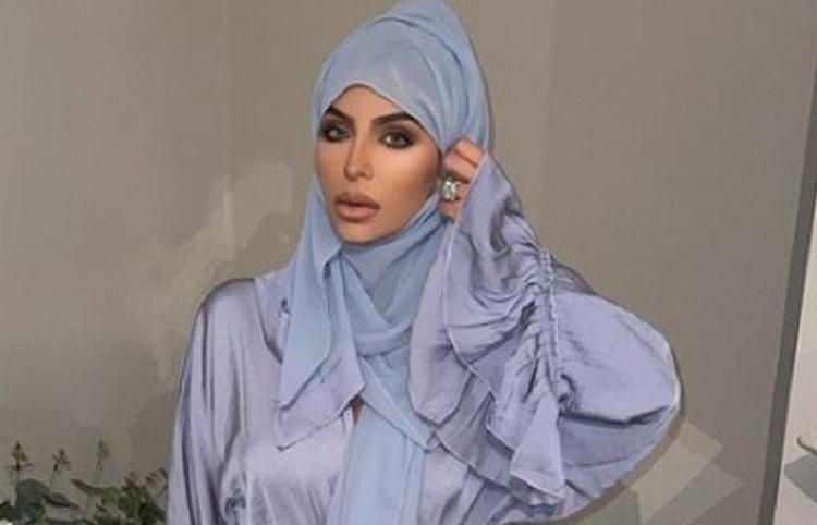 Pakistan-origin British boxer Amir Khan’s wife Faryal Makhdoom criticised for accusing fan of being lesbian in her hijab pic