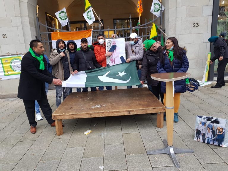 Congress’ protest in Germany against Indian farm laws had Pakistani flag unfurled, says BJP
