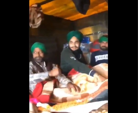 Watch: Viral video shows Sikh anti-farm law protesters raising 'Naara-e-Takbeer' slogans