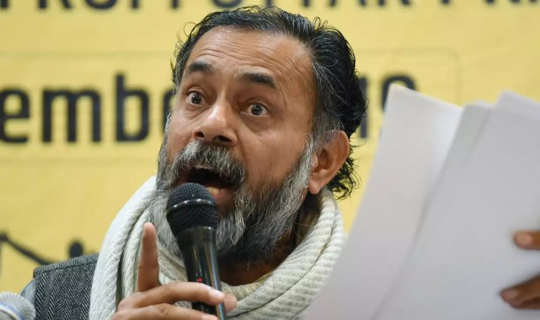 Andolanjeevi Yogendra Yadav and NDTV start by spreading fake news, end with unwittingly praising farm laws by Modi govt