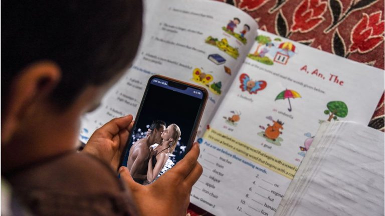 Rajasthan: 12-year-old boy gets addicted to porn while attending online classes, rapes 6-year-old girl