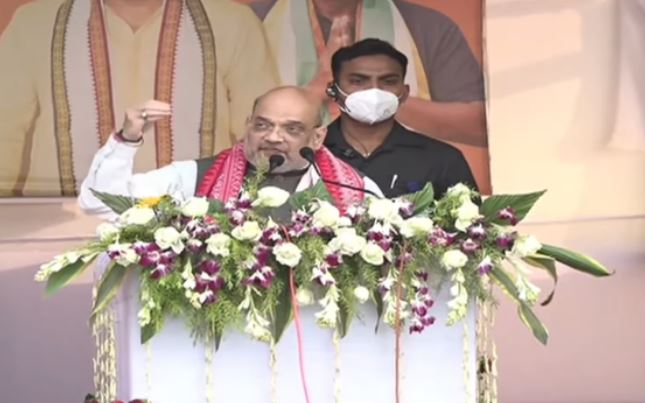 Amit Shah slams Congress'alliance with Badruddin Ajmal