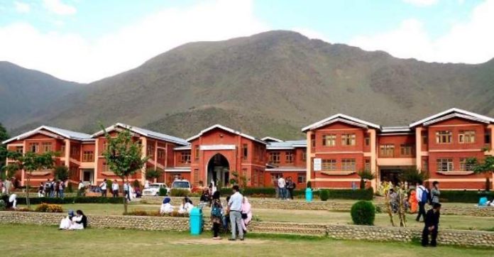 The Wire article claims students in J and K university are being 'forced' to stand up for the national anthem