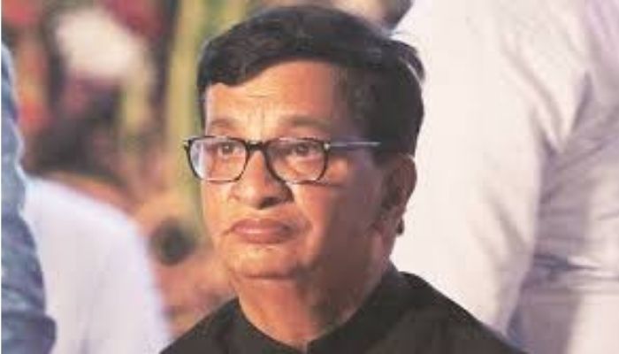 Man attempts suicide by setting himself on fire at the residence of Congress leader Maha Revenue Minister Balasaheb Thorat: Here is why