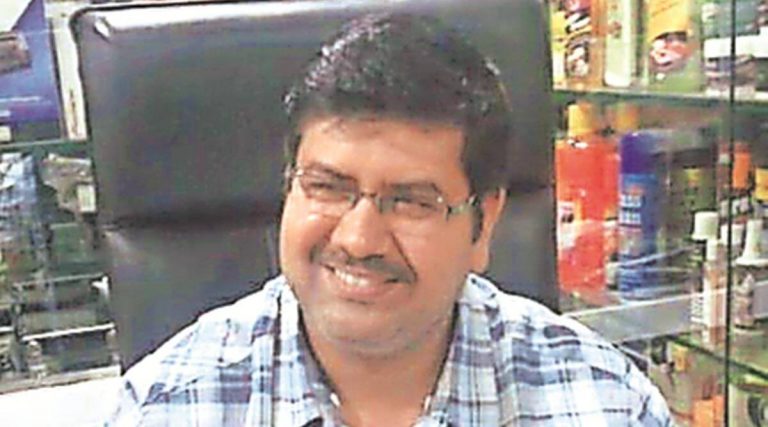 Mansukh Hiren’s family refuses to accept his body until his postmortem report is made public: Report