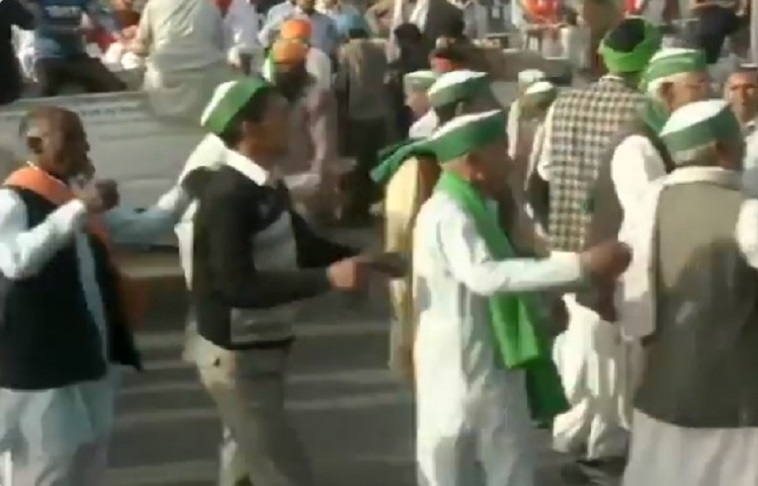 As losses due to roadblocks continue to pile on, ‘farmers’ dance and sing during 12-hour ‘Bharat Bandh’