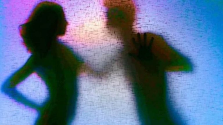 Mumbai: Actress and three aides honeytrap web-series producer, extort Rs 1.6 lakh on fake rape charges