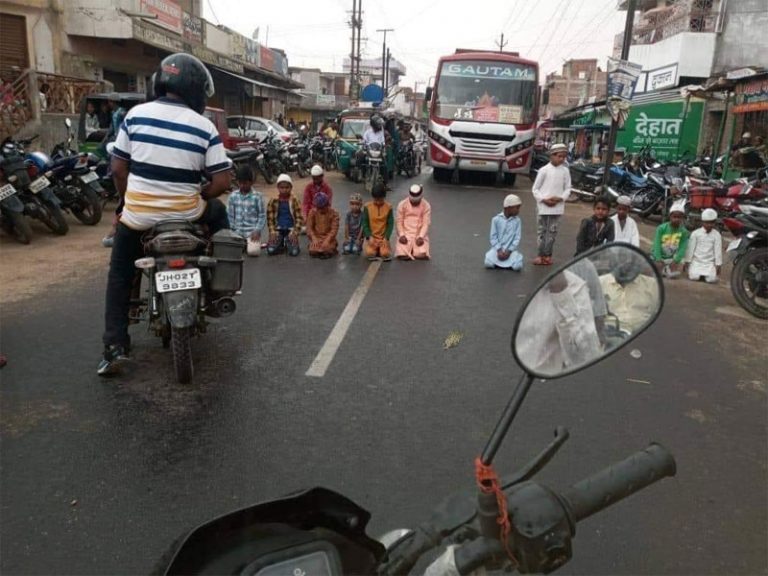 Jharkhand: Three arrested for sharing photo of children doing namaz on the road on social media