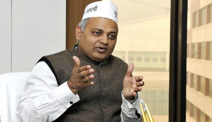 Somnath Bharti compares himself to Bhagat Singh