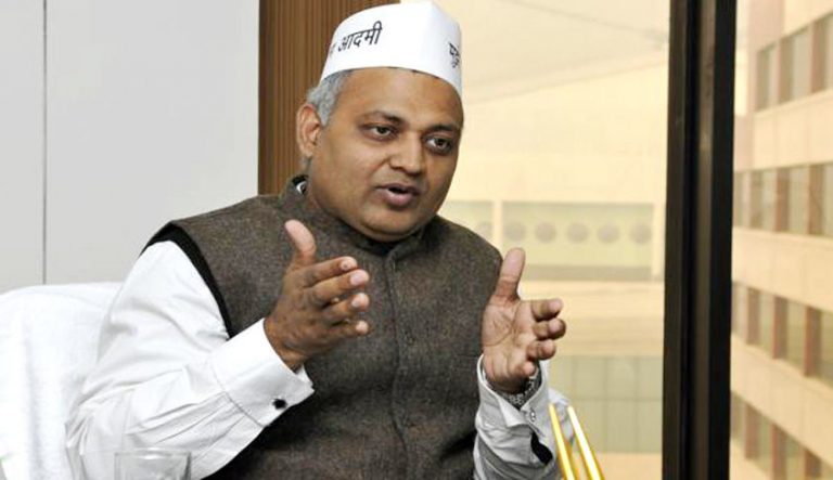 After being sent to jail for 2 years, Somnath Bharti compares himself to Bhagat Singh