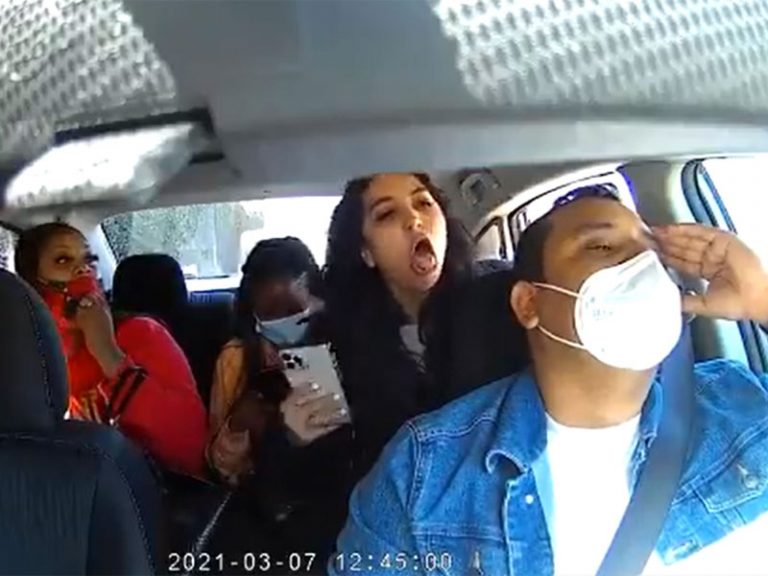 USA: Abusive woman passenger threatens to sue Uber after getting banned, gets banned from Lyft too