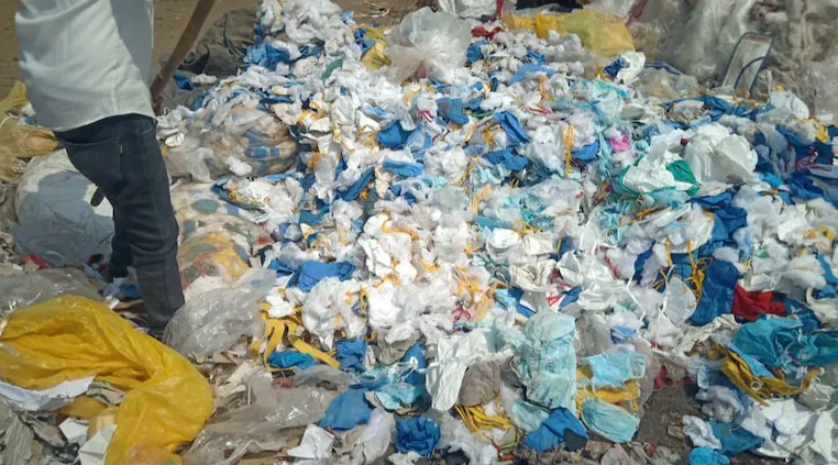 Maharashtra: Jalgaon factory owned by Amjad Mansoori found stuffing discarded masks inside mattresses